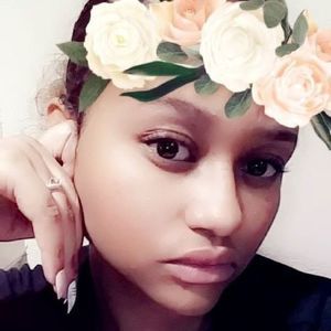 Meet your Posher, Zuri